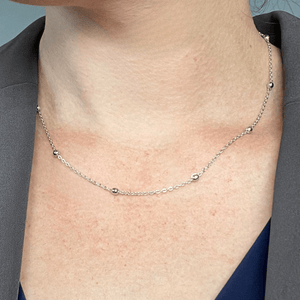 Luminous Elegance: A Silver Boho Necklace - GiftShop.lu