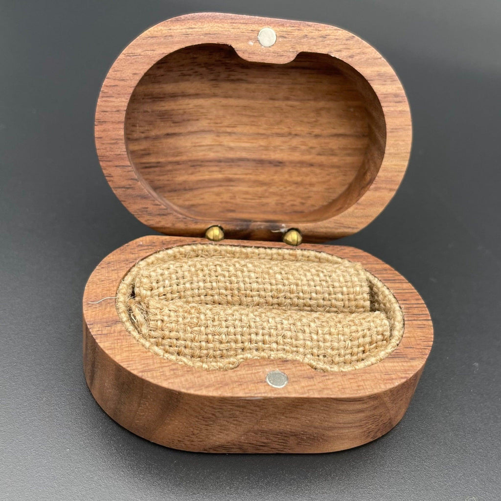 Customizable cufflinks in a wooden Box - GiftShop.lu
